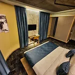 Code Hotel 4*