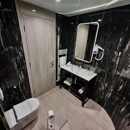 Code Hotel