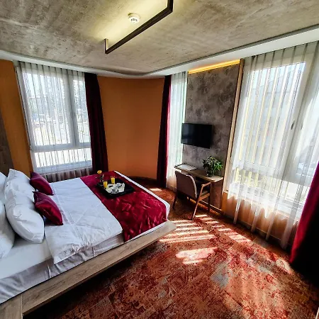 Code Hotel